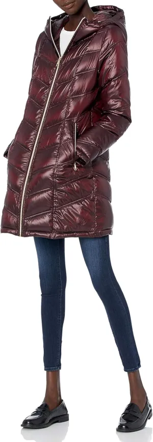Calvin Klein Women's Hooded Chevron Packable Down Jacket (Standard and Plus)