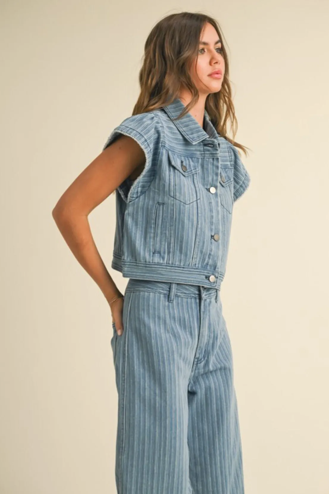 Jacquard Ruffled Denim Vest