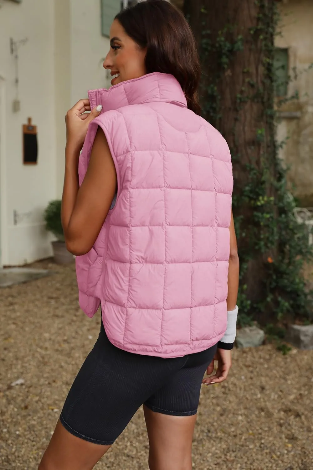 LAMISSCHE Womens Puffer Vest Winter Lightweight Quilted Jackets Sleeveless Zip Up Fall Outfits Puffy Running Coat