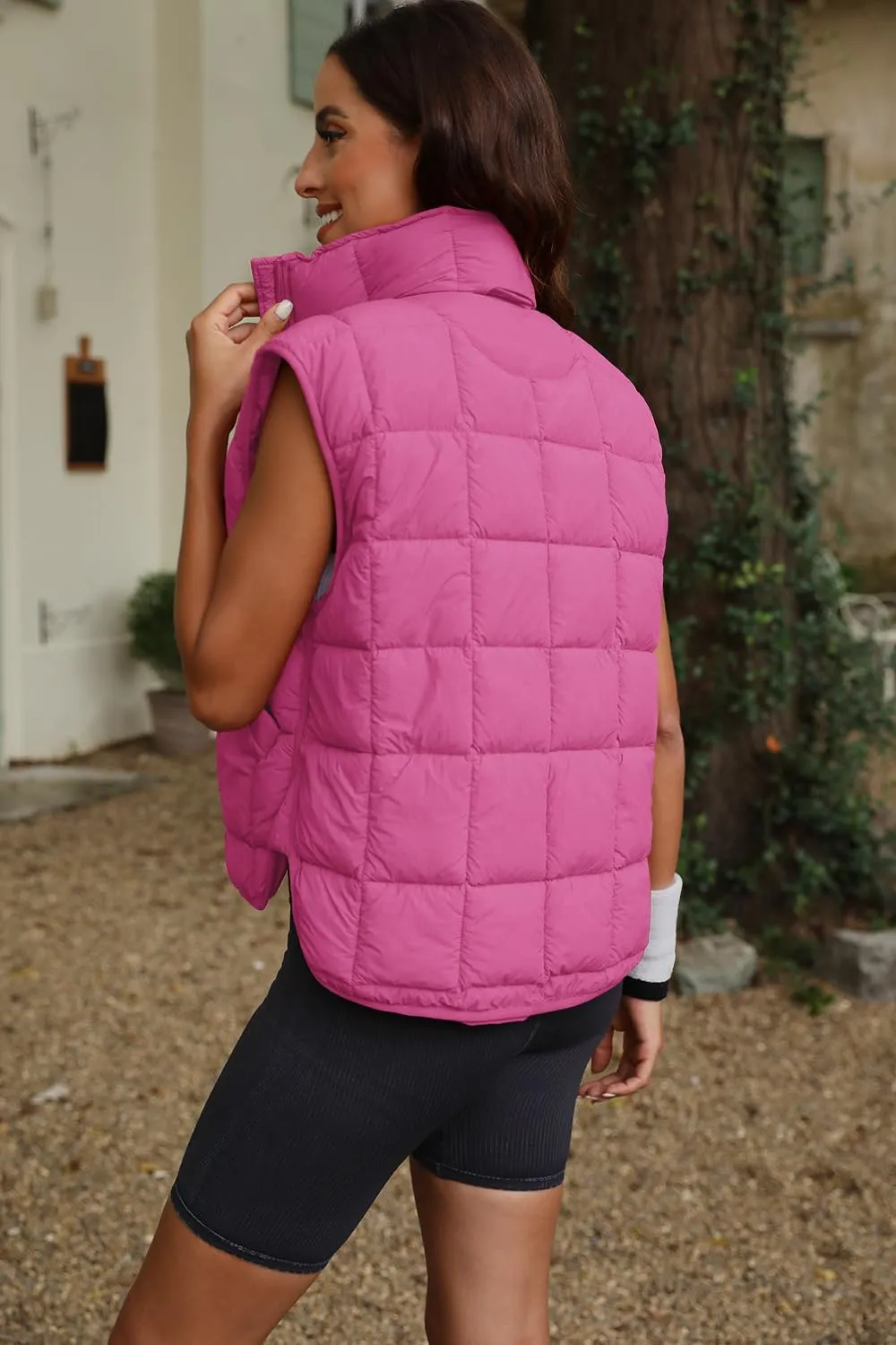 LAMISSCHE Womens Puffer Vest Winter Lightweight Quilted Jackets Sleeveless Zip Up Fall Outfits Puffy Running Coat